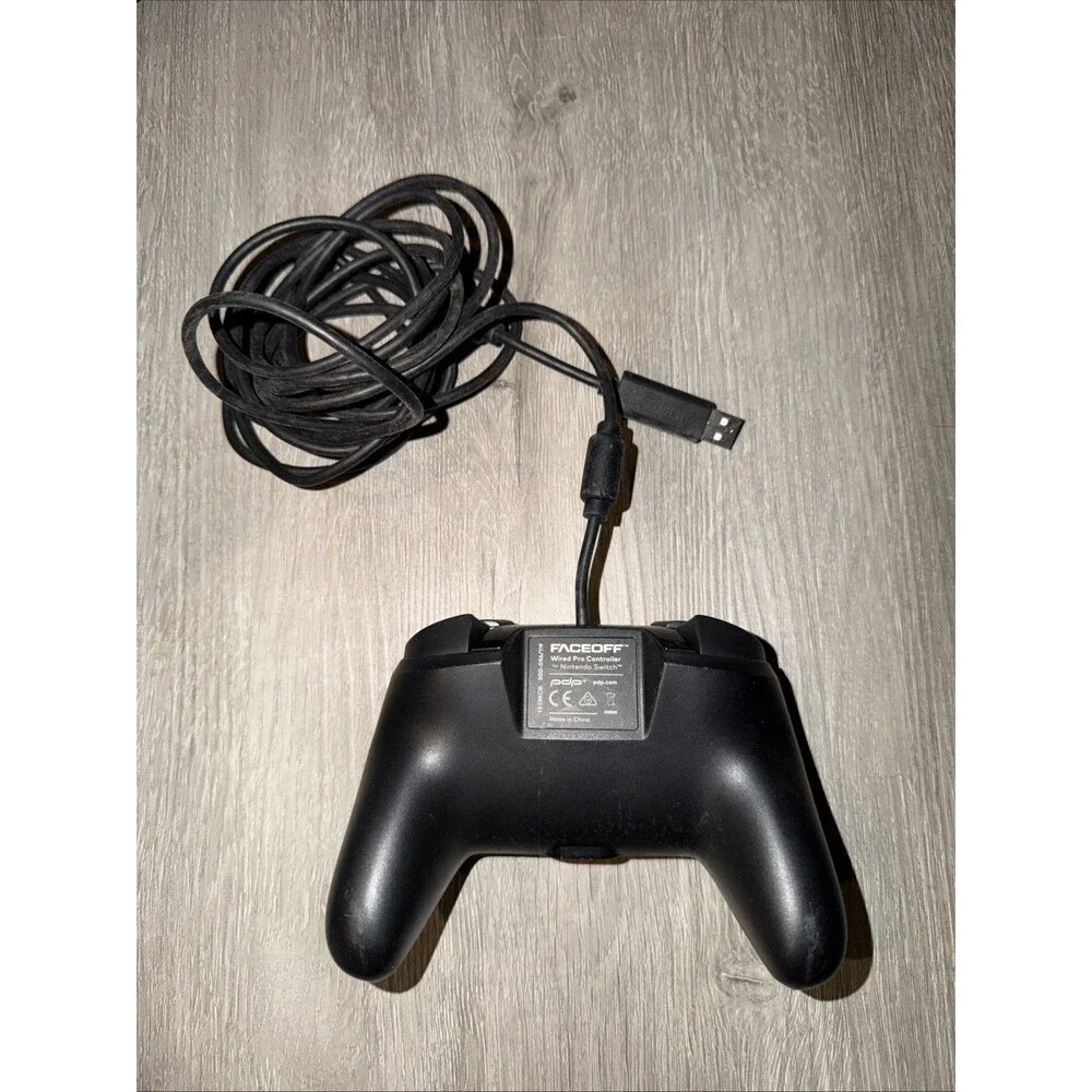 Nintendo Switch PDP Face-Off Wired Pro Controller - Black Camo